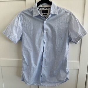 Denim & Flower Button-Up Shirt – Light Blue Dot Print – Slim Fit – Unisex